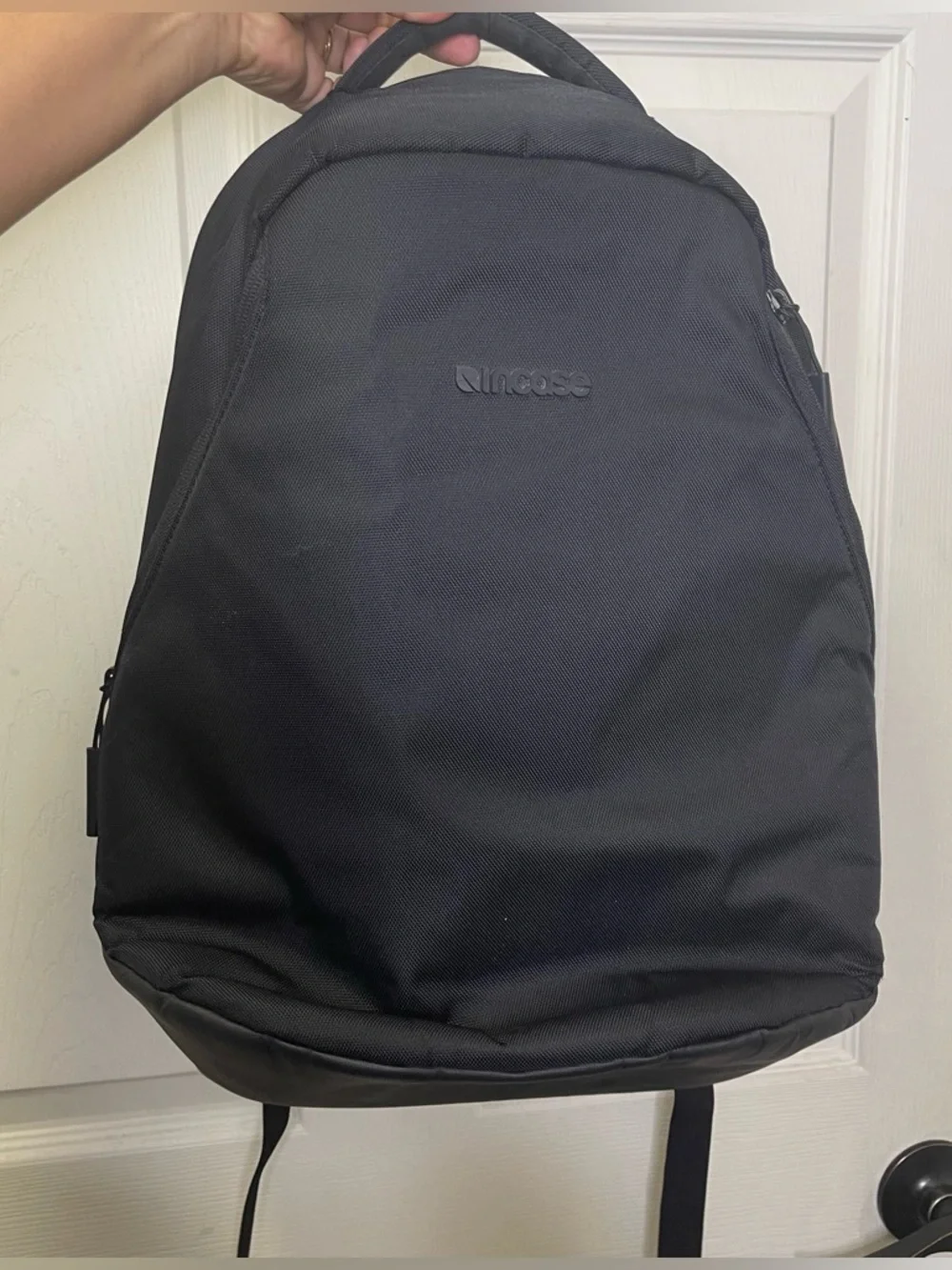 Incase Black Polyethylene backpack 09t-02023715